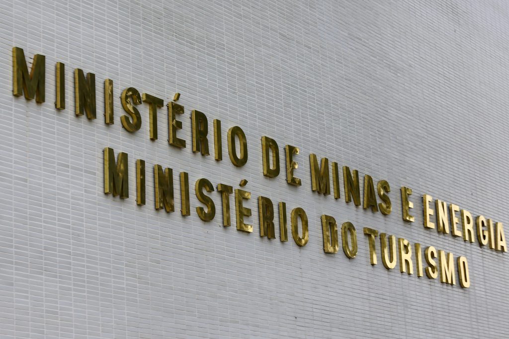 Como o Ministério do Turismo Impulsiona o Setor no Brasil
